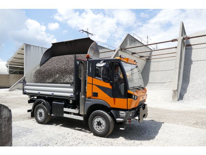 MT 760