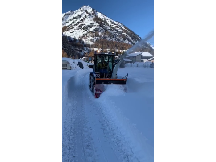 SUPER MIDDLE PLUS L2200 PDF